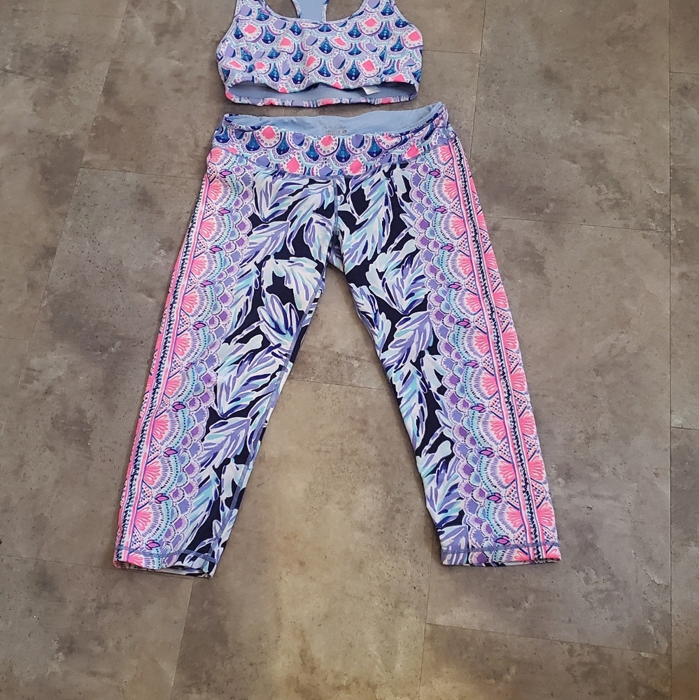 Lilly pulitzer flock together luxletic set